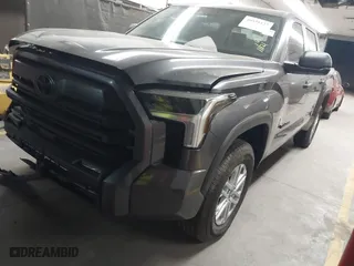2024 Toyota Tundra 4WD SR5 with VIN 5TFLA5DB6RX209041, listed as a IAAI auction lot 40935127 with 9,735 mi miles. Bid and sale history available at carsss.com. Image 17.