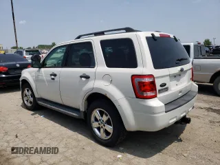 2012 Ford Escape XLT z VIN 1FMCU9DG3CKA41742, wystawiony jako Copart lot #60092135 z przebiegiem 175 330 mil mil oraz Szkoda całkowita • Salvage title. Historia ofert i sprzedaży dostępna na DreamBid. Obrazek 2.