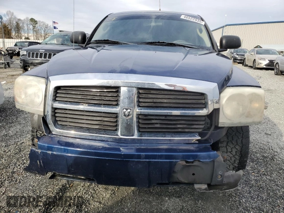 2006 Dodge Dakota SLT with VIN 1D7HE42K86S623895, listed as a Copart auction lot 46522935 with 240,539 mi miles and Non Repairable. Bid and sale history available at carsss.com. Image 5.