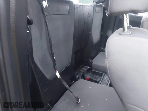 2021 Toyota Tacoma SR с VIN 3TYRX5GN8MT011370, выставлен на аукционе IAAI как лот 42235379 с пробегом 73 448 миль миль и . История ставок и продаж доступна на DreamBid. Изображение 8.