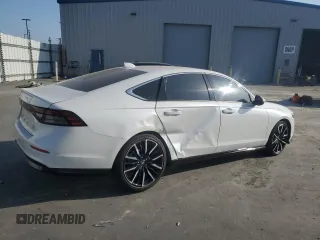 2024 Honda Accord Touring with VIN 1HGCY2F88RA001663, listed as a Copart auction lot 59710665 with 14,462 mi miles and Salvage title. Bid and sale history available at DreamBid. Image 3.