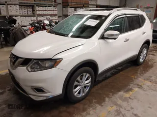 2014 Nissan Rogue SL with VIN 5N1AT2MV5EC771438, listed as a IAAI auction lot 40928208 with 138,910 mi miles and . Bid and sale history available at DreamBid. Image 2.
