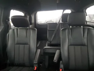 2015 Chrysler Town & Country S with VIN 2C4RC1HG5FR699937, listed as a Copart auction lot 78330864 with 88,279 mi miles and Salvage Title. Bid and sale history available at DreamBid. Image 10.