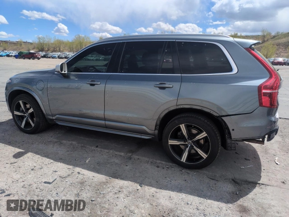 2017 Volvo XC90 R-Design with VIN YV4BC0PM6H1130568, listed as a Copart auction lot 54856725 with 56,462 mi miles and Salvage Title. Bid and sale history available at DreamBid. Image 2.