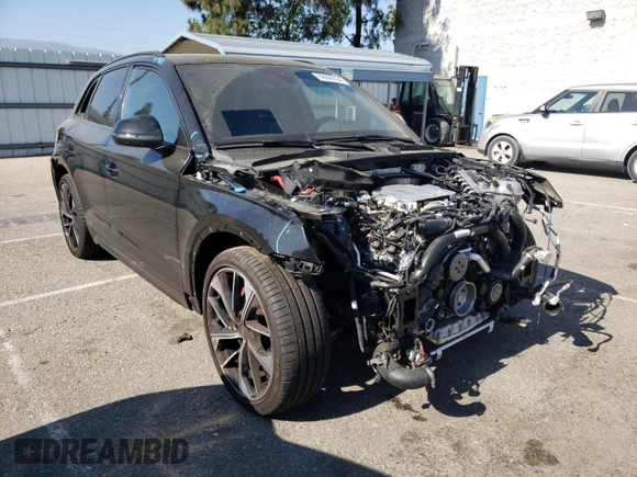 2023 Audi SQ5 Premium Plus with VIN WA1B4AFY9P2147524, listed as a Copart auction lot 60696554 with 7,433 mi miles and Salvage Title. Bid and sale history available at DreamBid. Image 4.