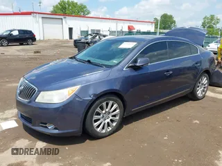 2013 Buick LaCrosse Leather z VIN 1G4GC5E36DF188477, wystawiony jako IAAI lot #42265239 z przebiegiem 186 454 mil mil oraz . Historia ofert i sprzedaży dostępna na DreamBid. Obrazek 18.