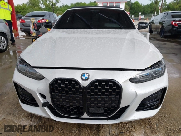 2024 BMW 4 Series 430i xDrive z VIN WBA43AT07RCR07959, wystawiony jako IAAI lot #42778206 z przebiegiem Nie podano mil oraz . Historia ofert i sprzedaży dostępna na DreamBid. Obrazek 12.