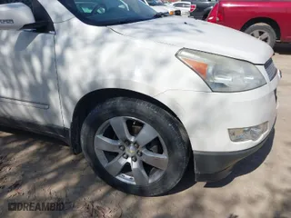 2012 Chevrolet Traverse LTZ with VIN 1GNKVLED7CJ120620, listed as a IAAI auction lot 41608162 with 187,089 mi miles. Bid and sale history available at carsss.com. Image 6.