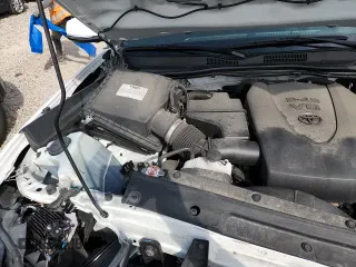 2020 Toyota Tacoma SR5 с VIN 5TFCZ5AN2LX236218, выставлен на аукционе Copart как лот 71645715 с пробегом 69 727 миль миль и Списание • Salvage title. История ставок и продаж доступна на DreamBid. Изображение 15.