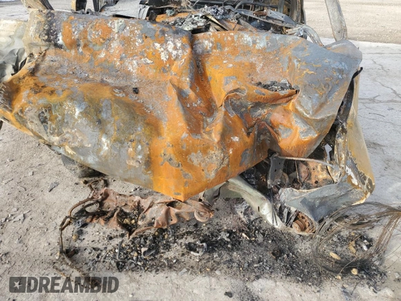 2002 Chevrolet Silverado 1500HD LT z VIN 1GCGK13U02F246396, wystawiony jako Copart lot #85023234 z przebiegiem Nie podano mil oraz Szkoda całkowita • Salvage title. Historia ofert i sprzedaży dostępna na DreamBid. Obrazek 11.