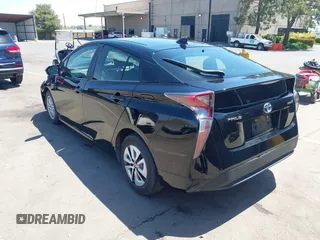 2016 Toyota Prius Four z VIN JTDKARFU7G3017018, wystawiony jako IAAI lot #42224376 z przebiegiem 74 136 mil mil oraz . Historia ofert i sprzedaży dostępna na DreamBid. Obrazek 3.
