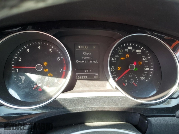 2017 Volkswagen Jetta SEL z VIN 3VWL17AJXHM282017, wystawiony jako Copart lot #52349335 z przebiegiem 107 933 mil mil oraz Szkoda całkowita • Salvage title. Historia ofert i sprzedaży dostępna na DreamBid. Obrazek 9.