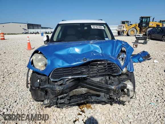 2011 MINI Countryman S with VIN WMWZC5C54BWL53955, listed as a Copart auction lot 52187405 with 124,470 mi miles and Salvage Title. Bid and sale history available at DreamBid. Image 5.
