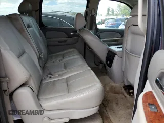 2007 Chevrolet Suburban LT with VIN 3GNGK26K97G165152, listed as a Copart auction lot 74175354 with 368,519 mi miles and Salvage Title. Bid and sale history available at DreamBid. Image 11.