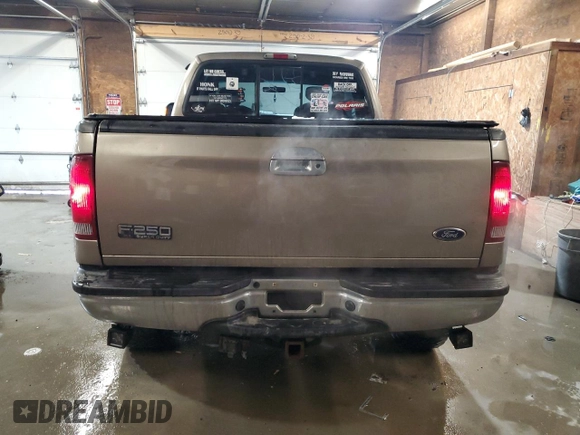 2002 Ford Super Duty F-250 XL with VIN 1FTNX21S82EC95447, listed as a Copart auction lot 44248925 with 127,623 mi miles and Salvage Title. Bid and sale history available at carsss.com. Image 6.