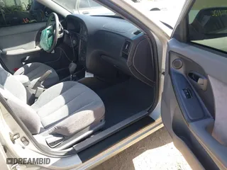 2006 Hyundai Elantra GLS with VIN KMHDN46D06U229411, listed as a IAAI auction lot 41828932 with 48,455 mi miles. Bid and sale history available at carsss.com. Image 5.