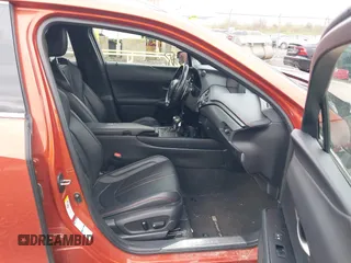 2019 Lexus UX 250h z VIN JTHU9JBH3K2003383, wystawiony jako IAAI lot #42151535 z przebiegiem 98 996 mil mil oraz . Historia ofert i sprzedaży dostępna na DreamBid. Obrazek 5.