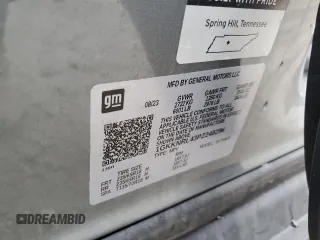 2023 GMC Acadia SLE z VIN 1GKKNRL43PZ248296, wystawiony jako Copart lot #51740095 z przebiegiem 13 065 mil mil oraz Szkody całkowita. Historia ofert i sprzedaży dostępna na DreamBid. Obrazek 14.