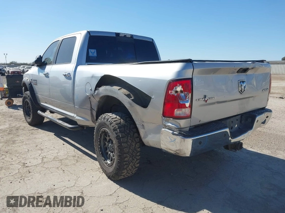2015 Ram 2500 SLT with VIN 3C6UR5DL5FG664542, listed as a IAAI auction lot 41364516 with 161,984 mi miles. Bid and sale history available at carsss.com. Image 3.