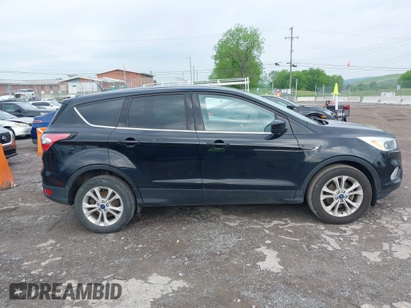 2017 Ford Escape SE with VIN 1FMCU0GD0HUB90702, listed as a IAAI auction lot 42141383 with 174,265 mi miles. Bid and sale history available at carsss.com. Image 13.