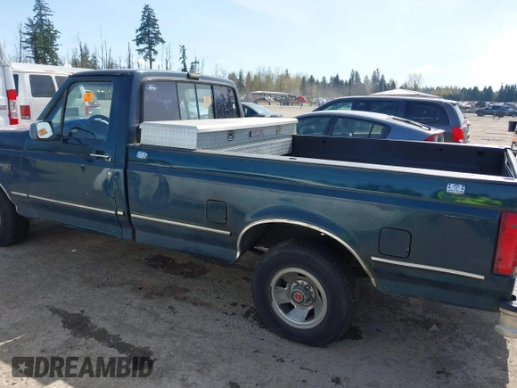 1992 Ford F-150 with VIN 1FTDF15Y1NPA17490, listed as a IAAI auction lot 41970697 with 171,419 mi miles. Bid and sale history available at carsss.com. Image 6.