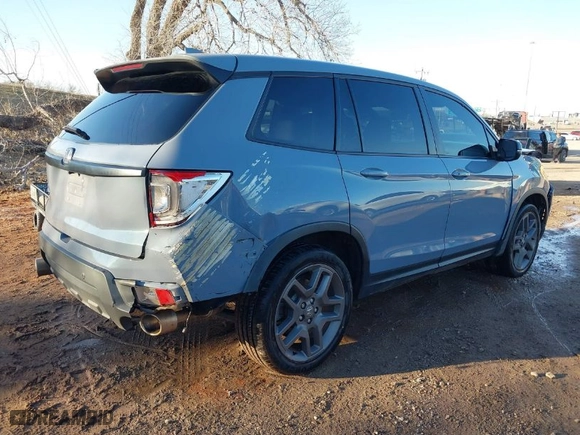 2022 Honda Passport EX-L with VIN 5FNYF7H55NB006170, listed as a IAAI auction lot 41329569 with 59,110 mi miles. Bid and sale history available at carsss.com. Image 4.