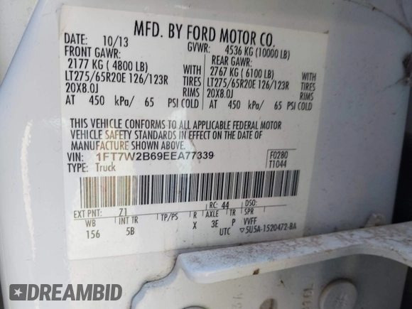 2014 Ford Super Duty F-250 SRW XL with VIN 1FT7W2B69EEA77339, listed as a IAAI auction lot 41792126 with 236,204 mi miles. Bid and sale history available at carsss.com. Image 9.