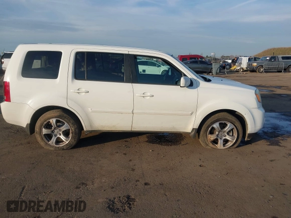 2014 Honda Pilot EX-L with VIN 5FNYF3H57EB025702, listed as a IAAI auction lot 41242826 with 190,503 mi miles. Bid and sale history available at carsss.com. Image 13.