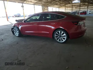 2018 Tesla Model 3 Long Range Battery z VIN 5YJ3E1EB9JF100616, wystawiony jako Copart lot #47430685 z przebiegiem 45 804 mil mil oraz Szkody całkowita. Historia ofert i sprzedaży dostępna na DreamBid. Obrazek 2.
