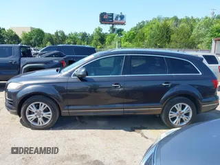 2011 Audi Q7 Premium Plus with VIN WA1LMAFEXBD000426, listed as a IAAI auction lot 42453652 with 190,162 mi miles and . Bid and sale history available at DreamBid. Image 15.
