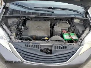 2012 Toyota Sienna XLE with VIN 5TDDK3DC2CS038316, listed as a Copart auction lot 52694245 with 273,415 mi miles and Clean Title. Bid and sale history available at DreamBid. Image 12.