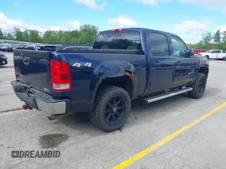2009 GMC Sierra 1500 z VIN 2GTEK33Y391100131, wystawiony jako IAAI lot #42292487 z przebiegiem 197 968 mil mil oraz . Historia ofert i sprzedaży dostępna na DreamBid. Obrazek 4.