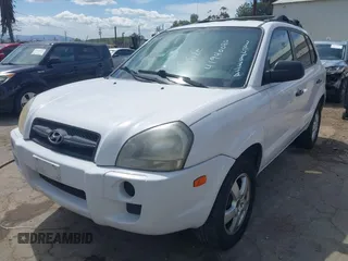 2006 Hyundai Tucson GL with VIN KM8JM12B66U254774, listed as a IAAI auction lot 41940080 with 152,382 mi miles. Bid and sale history available at carsss.com. Image 2.