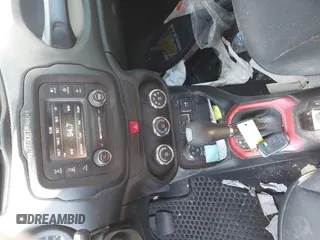 2017 Jeep Renegade Deserthawk z VIN ZACCJBCB4HPF18220, wystawiony jako IAAI lot #41719737 z przebiegiem 87 332 mil mil oraz . Historia ofert i sprzedaży dostępna na DreamBid. Obrazek 11.