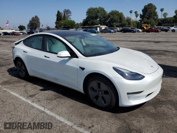 2023 Tesla Model 3 z VIN 5YJ3E1EA6PF517935, wystawiony jako Copart lot #60980325 z przebiegiem 45 496 mil mil oraz Szkoda całkowita • Salvage title. Historia ofert i sprzedaży dostępna na DreamBid. Obrazek 4.