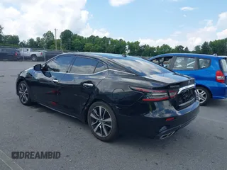 2020 Nissan Maxima SV with VIN 1N4AA6CV5LC364726, listed as a IAAI auction lot 42747680 with 151,806 mi miles and . Bid and sale history available at DreamBid. Image 3.