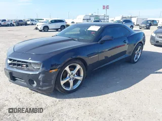 2013 Chevrolet Camaro LT с VIN 2G1FC1E36D9127740, выставлен на аукционе IAAI как лот 42783243 с пробегом 157 329 миль миль и . История ставок и продаж доступна на DreamBid. Изображение 6.