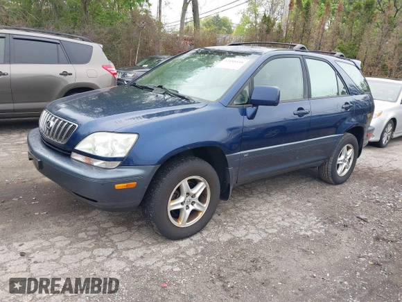 2002 Lexus RX with VIN JTJHF10UX20244149, listed as a IAAI auction lot 42188158 with 244,731 mi miles. Bid and sale history available at carsss.com. Image 2.