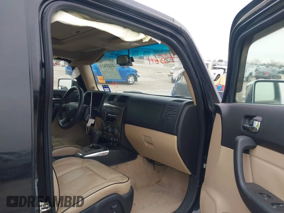 2007 Hummer H3 SUV with VIN 5GTDN13E578109056, listed as a IAAI auction lot 41455611 with 182,456 mi miles and . Bid and sale history available at DreamBid. Image 5.