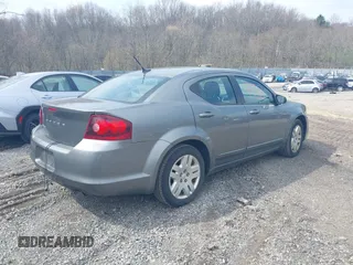 2012 Dodge Avenger SE with VIN 1C3CDZAB8CN322466, listed as a IAAI auction lot 42054458 with 118,098 mi miles and . Bid and sale history available at carsss.com. Image 4.