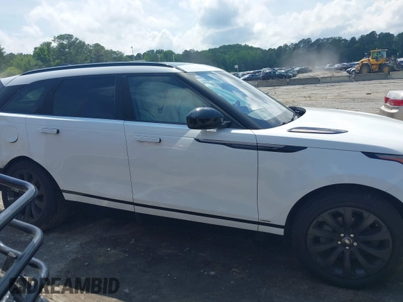 2018 Land Rover Range Rover Velar R-Dynamic SE z VIN SALYL2RN6JA758868, wystawiony jako IAAI lot #42378594 z przebiegiem 104 767 mil mil oraz . Historia ofert i sprzedaży dostępna na DreamBid. Obrazek 13.