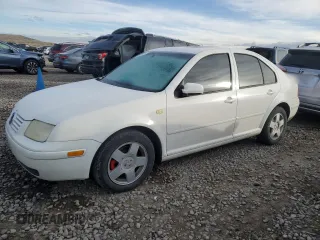 2000 Volkswagen Jetta GLS z VIN 3VWSA29MXYM035688, wystawiony jako Copart lot #43909085 z przebiegiem 182 538 mil mil oraz Szkoda całkowita • Salvage title. Historia ofert i sprzedaży dostępna na DreamBid. Obrazek 1.