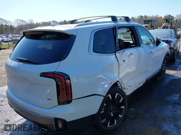 2023 Kia Telluride SX Prestige X-Pro with VIN 5XYP5DGC3PG356177, listed as a IAAI auction lot 41890333 with 19,590 mi miles and . Bid and sale history available at DreamBid. Image 4.