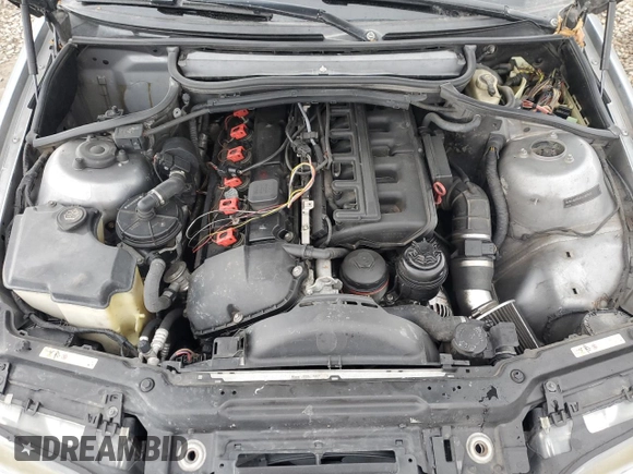 2004 BMW 3 Series 325Ci with VIN WBABD33424PL03532, listed as a Copart auction lot 84465234 with 228,726 mi miles and Clean title. Bid and sale history available at DreamBid. Image 11.