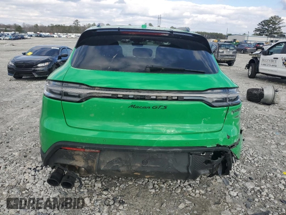 2023 Porsche Macan GTS z VIN WP1AF2A59PLB56652, wystawiony jako Copart lot #44439815 z przebiegiem 21 757 mil mil oraz Szkoda całkowita • Salvage title. Historia ofert i sprzedaży dostępna na DreamBid. Obrazek 6.