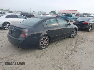 2005 Nissan Altima 3.5 SE with VIN 1N4BL11D95C250548, listed as a IAAI auction lot 42050063 with 176,734 mi miles. Bid and sale history available at carsss.com. Image 4.