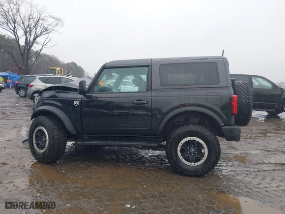 2024 Ford Bronco Big Bend with VIN 1FMDE7AH6RLA64647, listed as a IAAI auction lot 41084239 with 3,581 mi miles. Bid and sale history available at carsss.com. Image 14.