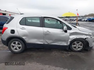 2015 Chevrolet Trax LS with VIN 3GNCJPSBXFL256473, listed as a IAAI auction lot 41130809 with 106,923 mi miles and . Bid and sale history available at DreamBid. Image 13.