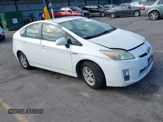 2010 Toyota Prius II with VIN JTDKN3DU0A0095900, listed as a IAAI auction lot 41630338 with 318,071 mi miles. Bid and sale history available at carsss.com. Image 1.