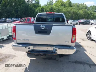 2010 Nissan Frontier SE z VIN 1N6AD0CUXAC436780, wystawiony jako IAAI lot #42720584 z przebiegiem 131 462 mil mil oraz . Historia ofert i sprzedaży dostępna na DreamBid. Obrazek 17.